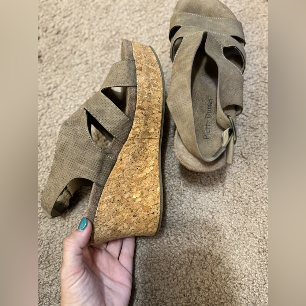 Pierre Dumas Taupe Peep toe Wedges - Picture 5 of 6
